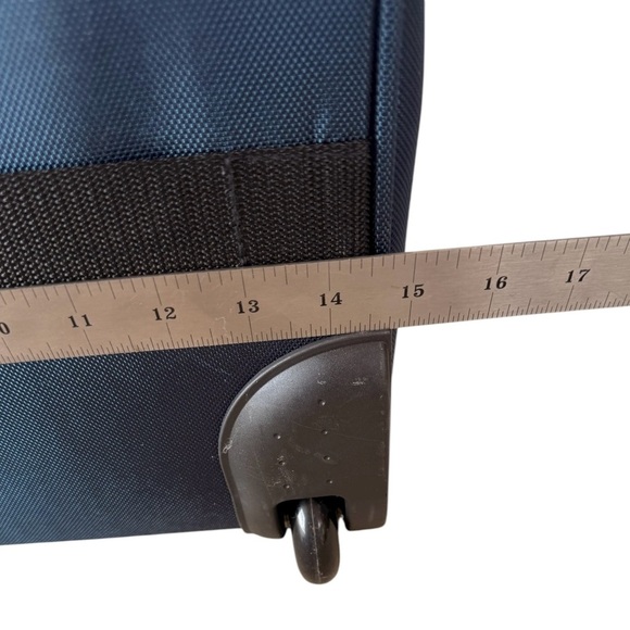 London Fog Travel Bag With 2 Rolling Wheels Dark Navy Blue 15x14x8 Inches - Picture 11 of 15